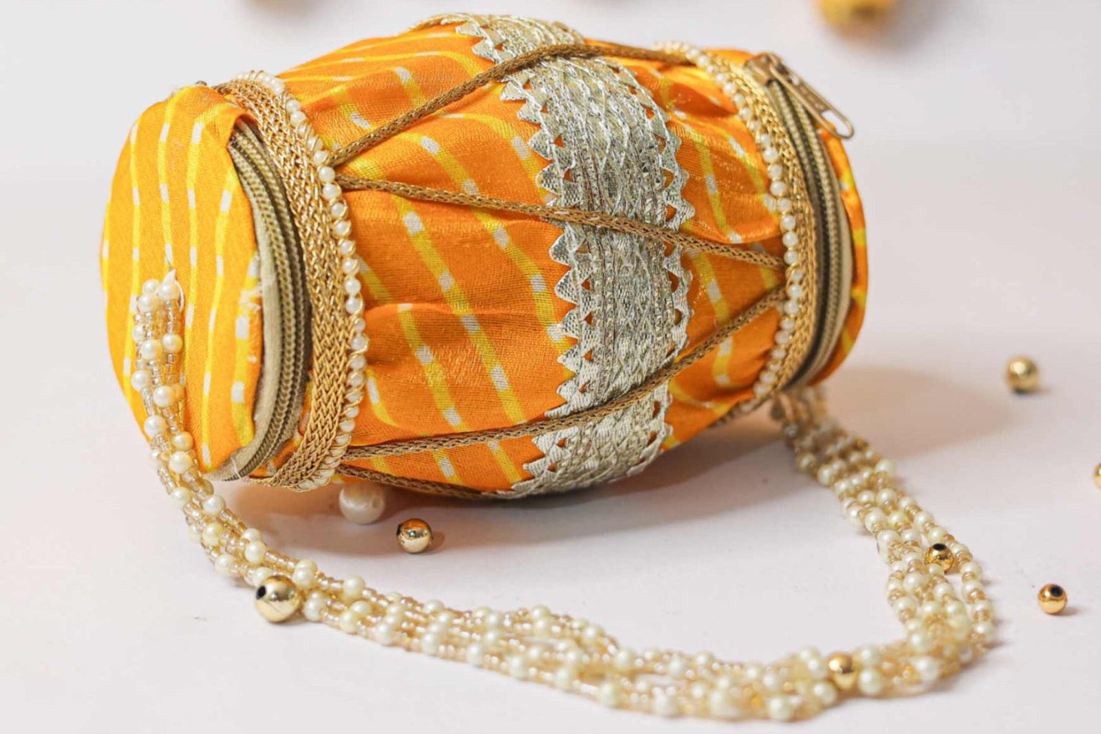 Wedding Accessories & Favors