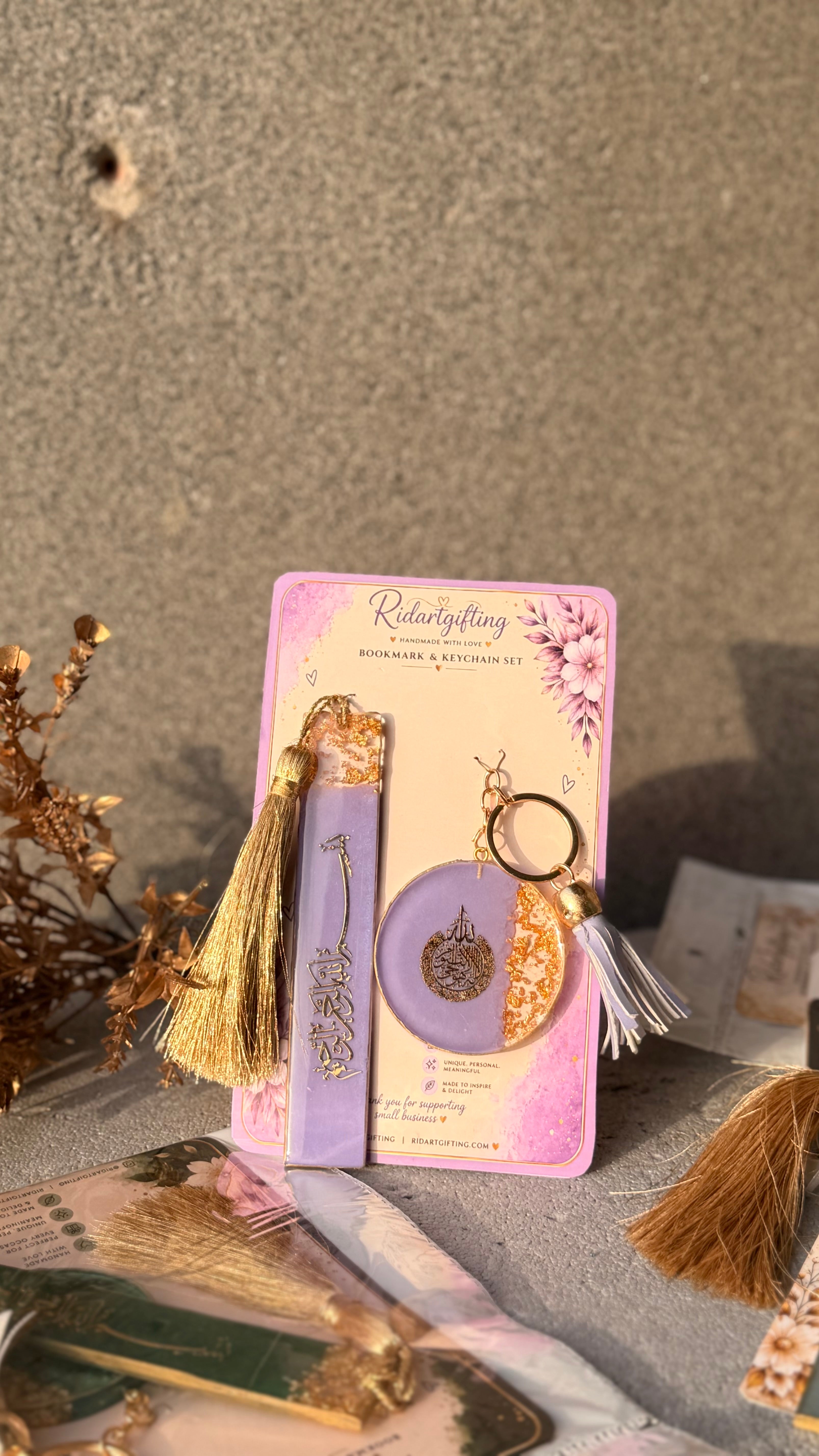 Resin bookmark and keychain