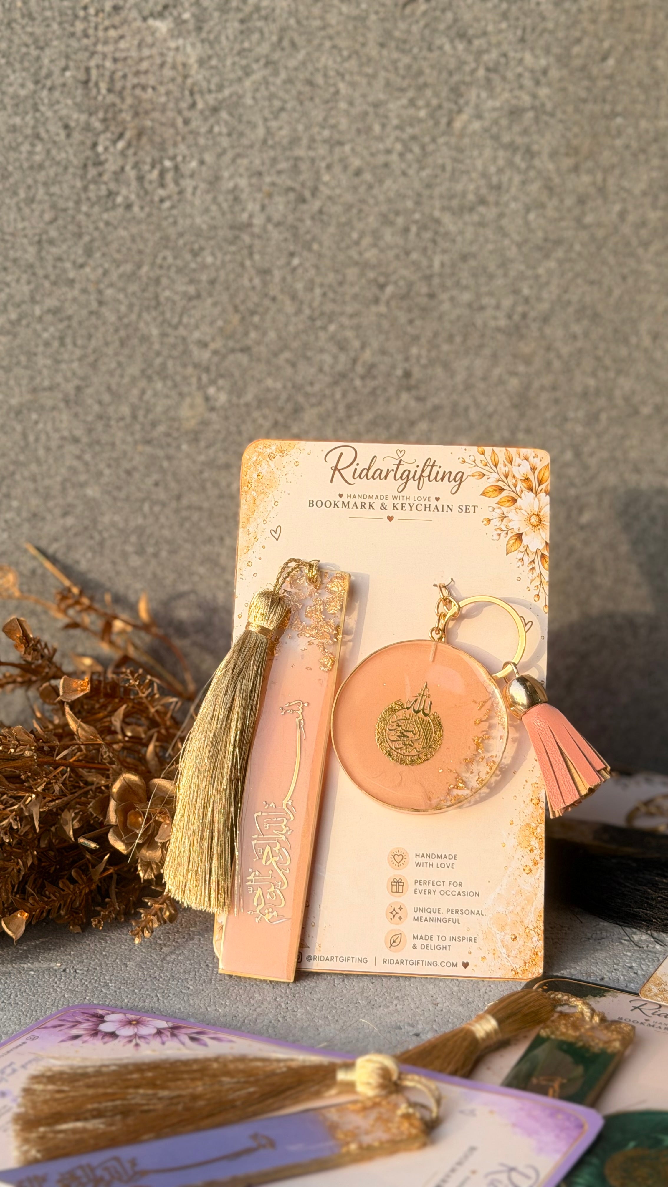 Resin bookmark and keychain