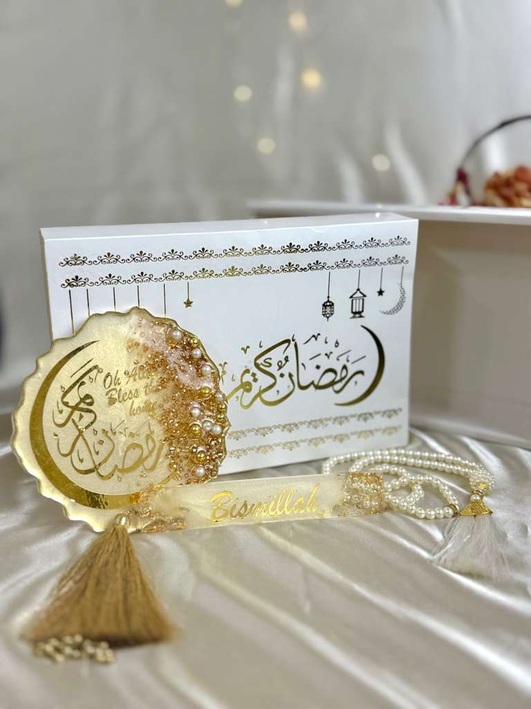 Ramadan Premium Gift Box – Plaque, Tasbeeh & Islamic Accessories Set