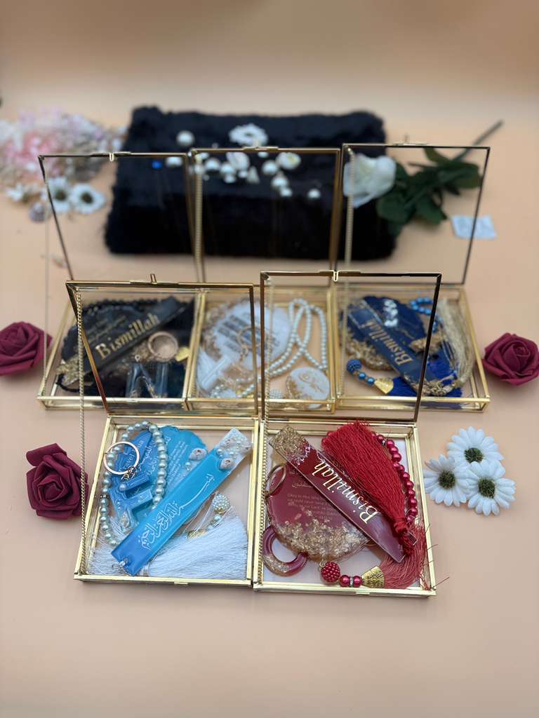 Ramadan Deluxe Gift Box with Carhang + Bookmark/Tasbeeh + Islamic Phrases/Alphabet Keychain