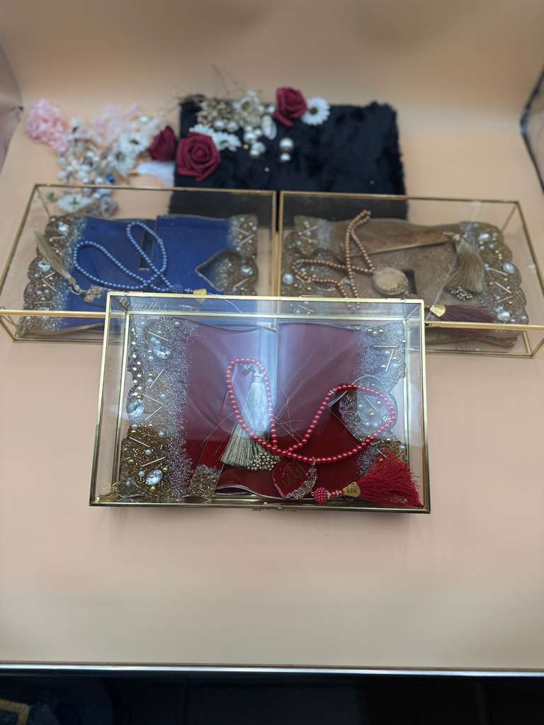 Resin Quran Stand with Bookmark Set + Tasbeeh  (11.7x8 riyal  + 7.7 bookmark )