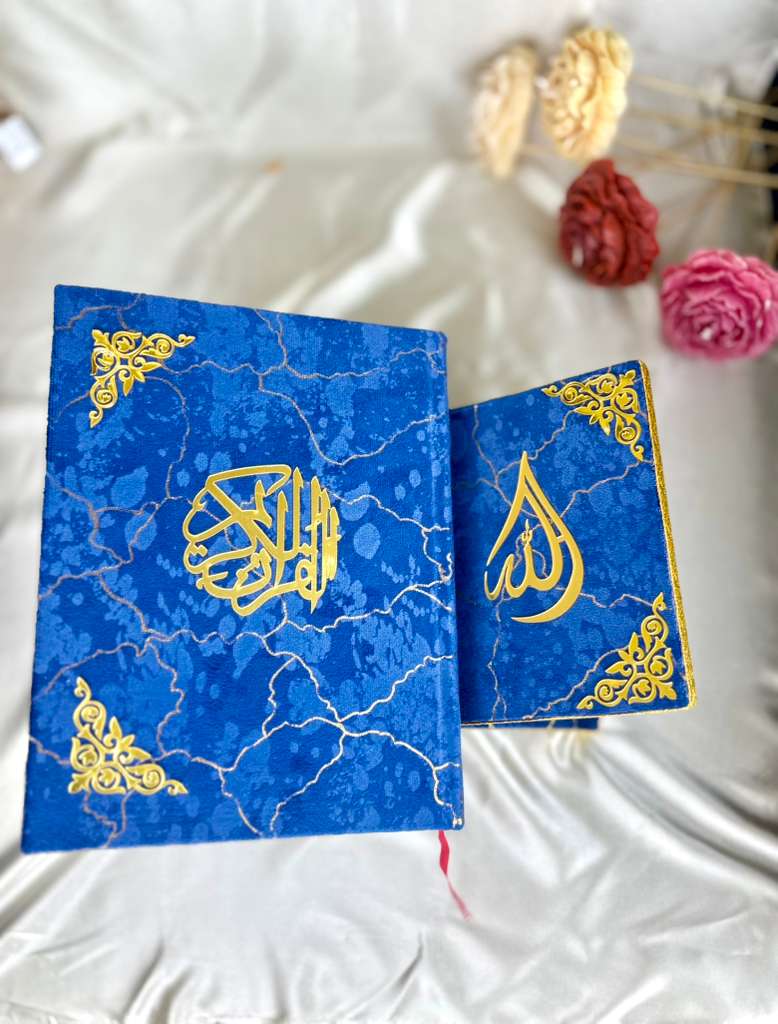 Velvet Quran Gift Set – Quran & Stand