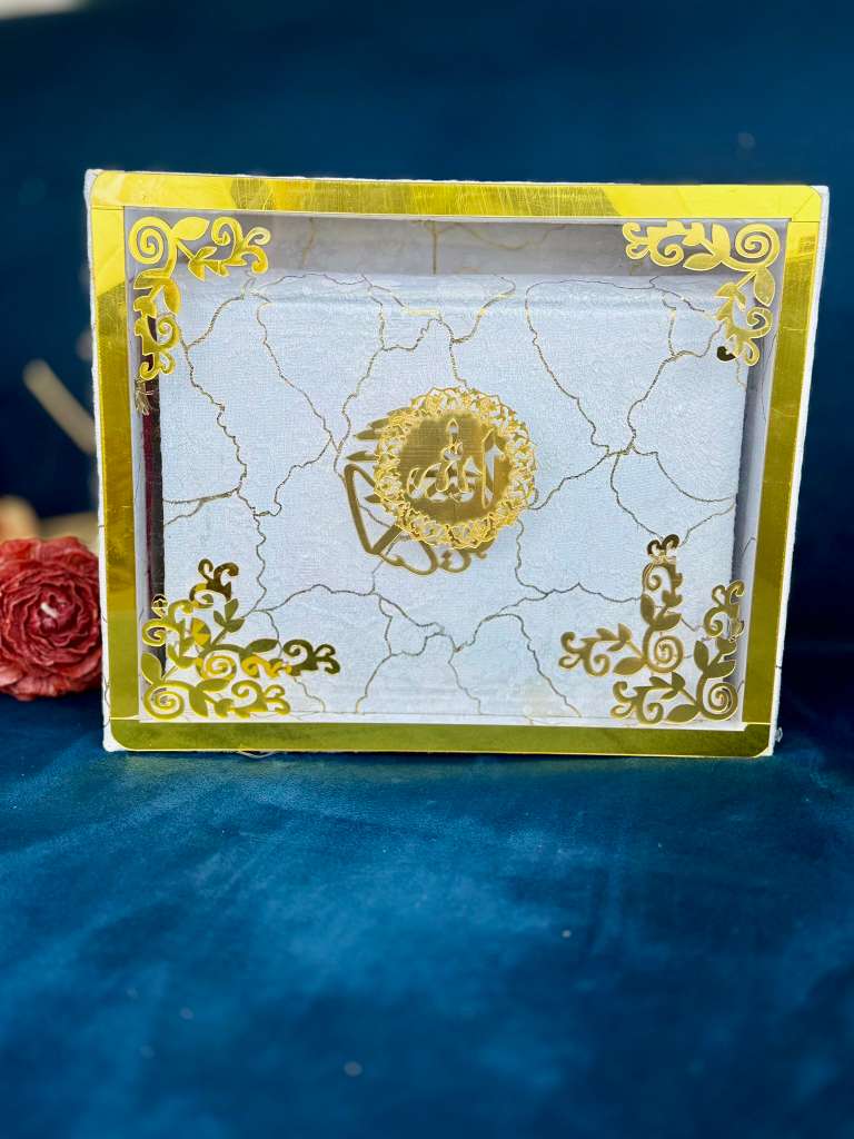 Velvet Quran Gift Set – Quran & Stand